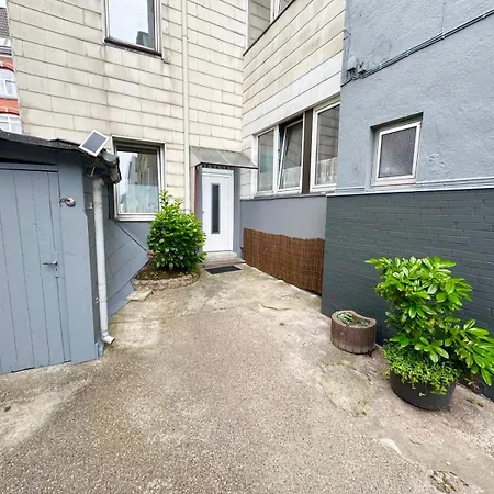 Kieler Hofquartier - Zentral Und Gemuetlich Wohnen Apartment